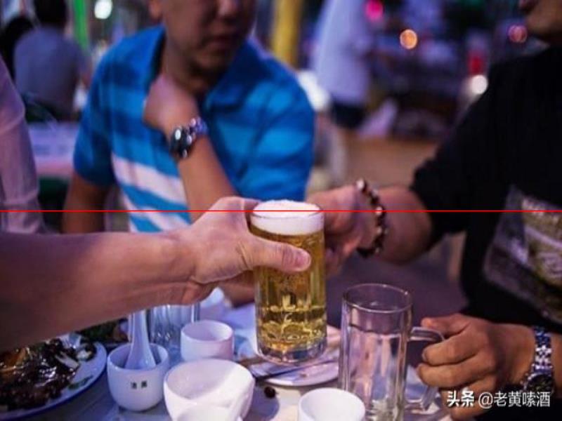 精釀啤酒就是更好的？很多人都搞錯(cuò)了！聽聽內(nèi)行人怎么說